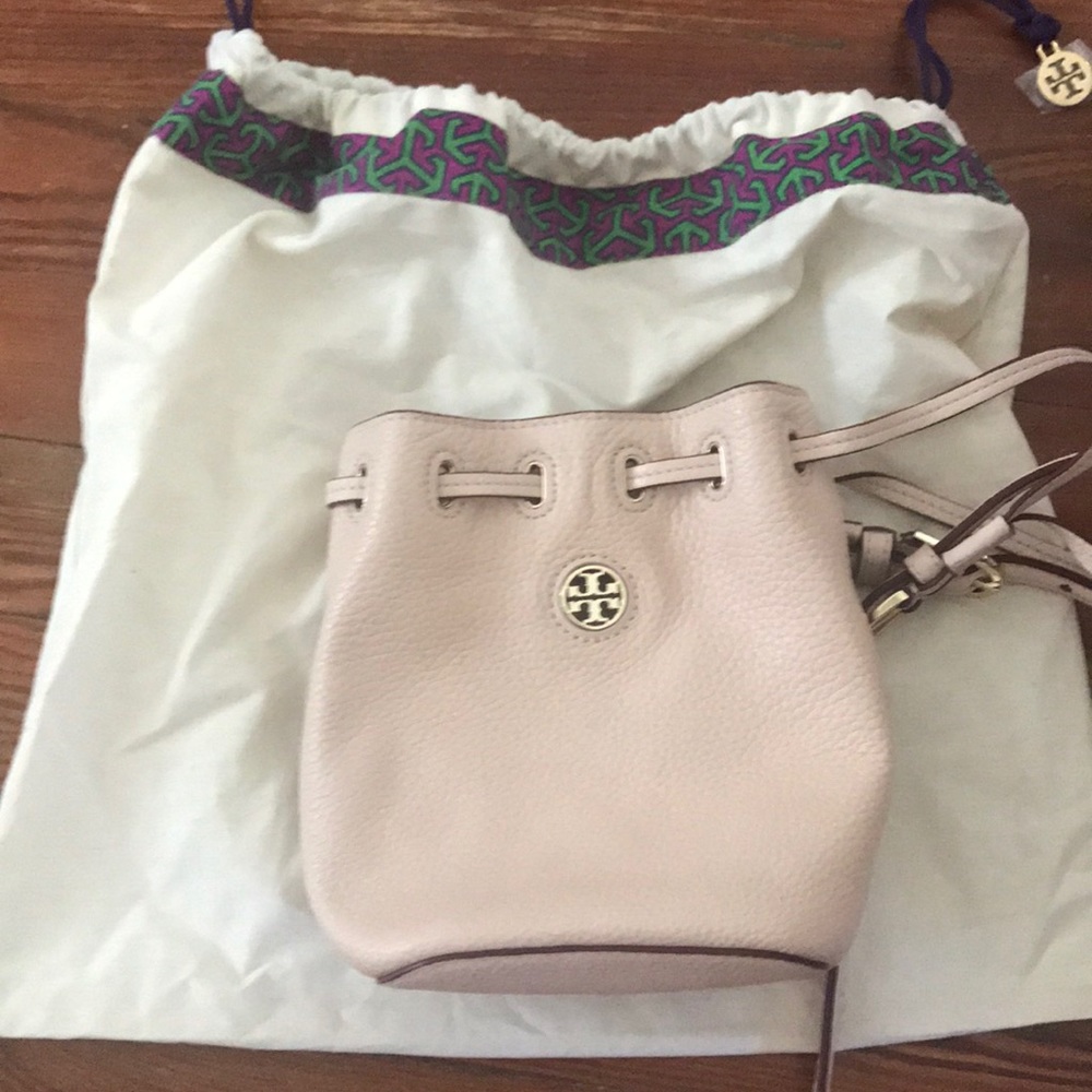Tory Burch Mini Bucket purse Crossbody